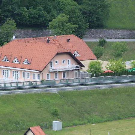 Penzion Hochkraut 2*
